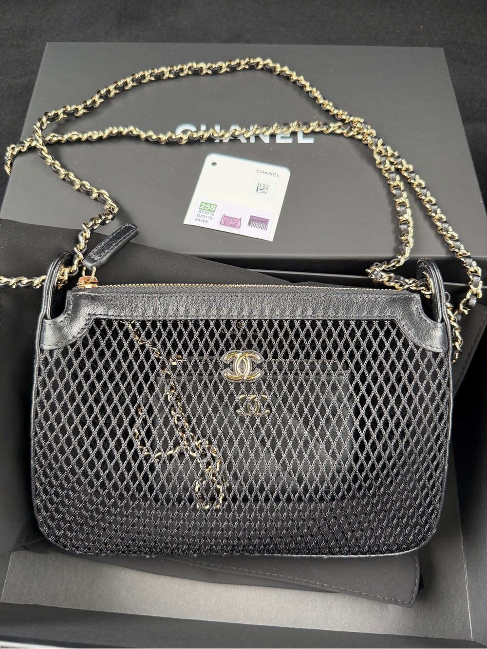 NWT Chanel 25S Mesh Lambskin Pochette Clutch With Chain and Wallet